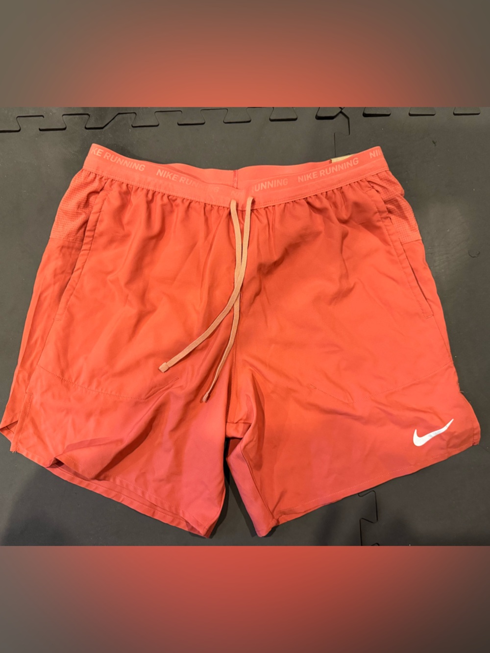 Nike Stride Running Shorts 7” - Medium